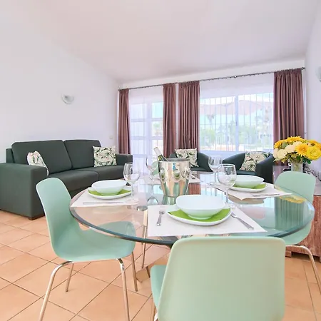 빌라 Island Village