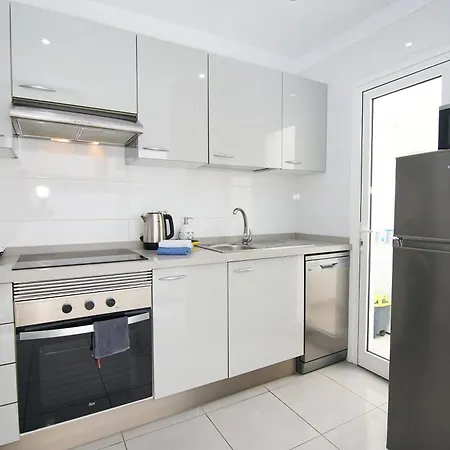 Island Village 빌라