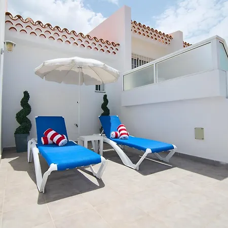 Villa Island Village *