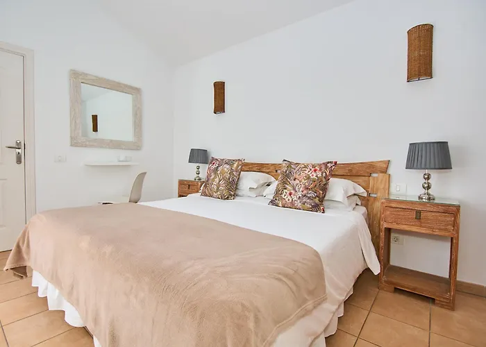 Island Village Villa