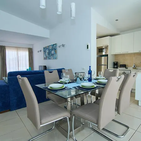 Island Village Villa